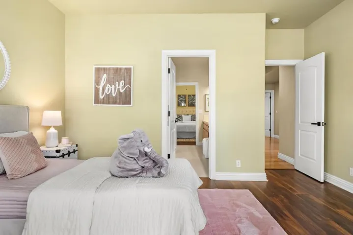 961 Oak Creek Court, Hollister, California 95023
