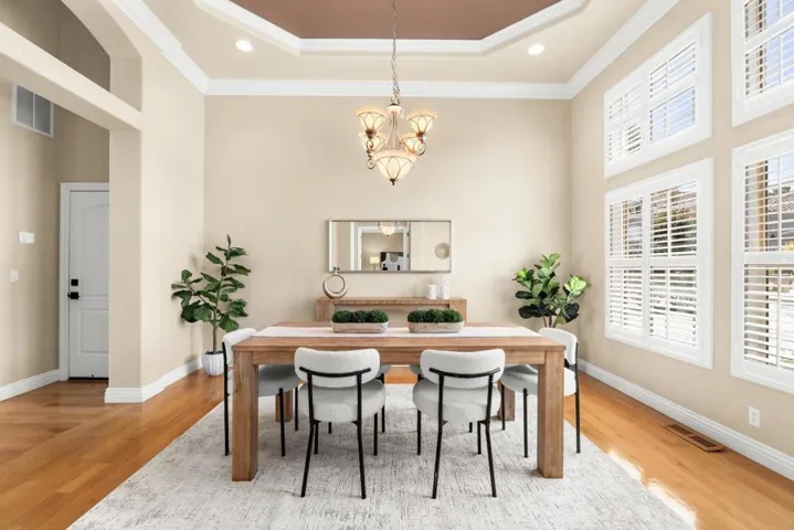 961 Oak Creek Court, Hollister, California 95023
