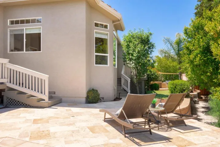 961 Oak Creek Court, Hollister, California 95023