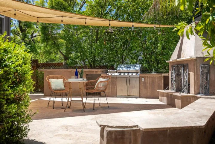961 Oak Creek Court, Hollister, California 95023