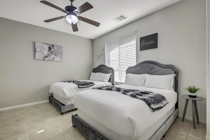 _39 40 BEDROOM FULL SIZE