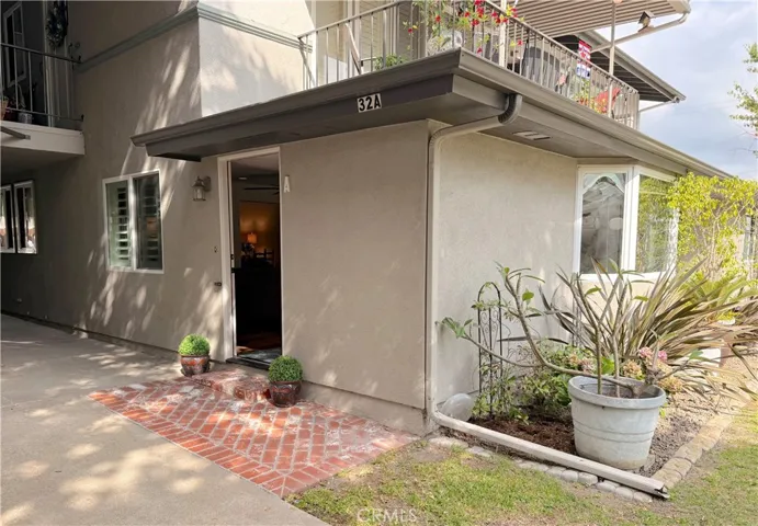 1860 Saint John Road 32a, Seal Beach, California 90740