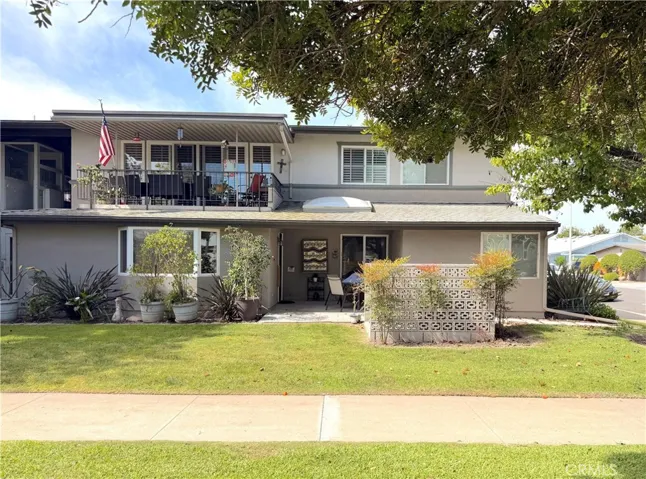 1860 Saint John Road 32a, Seal Beach, California 90740