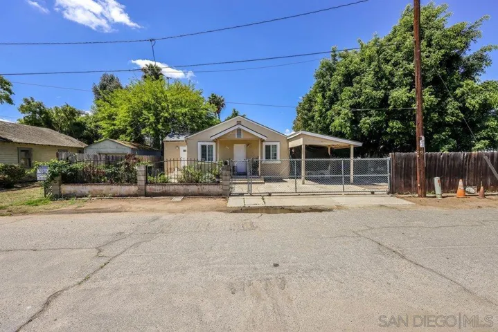 411 Waverly, Escondido, California 92025