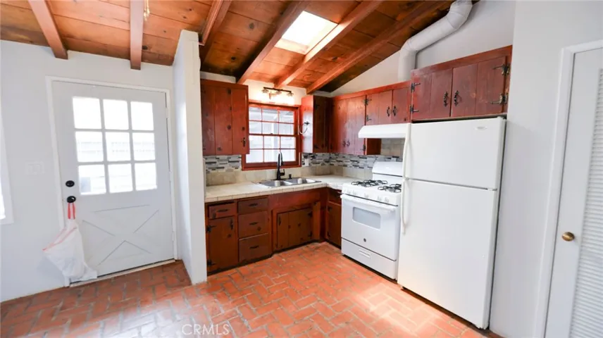 1502 Buena Vista B, San Clemente, California 92672