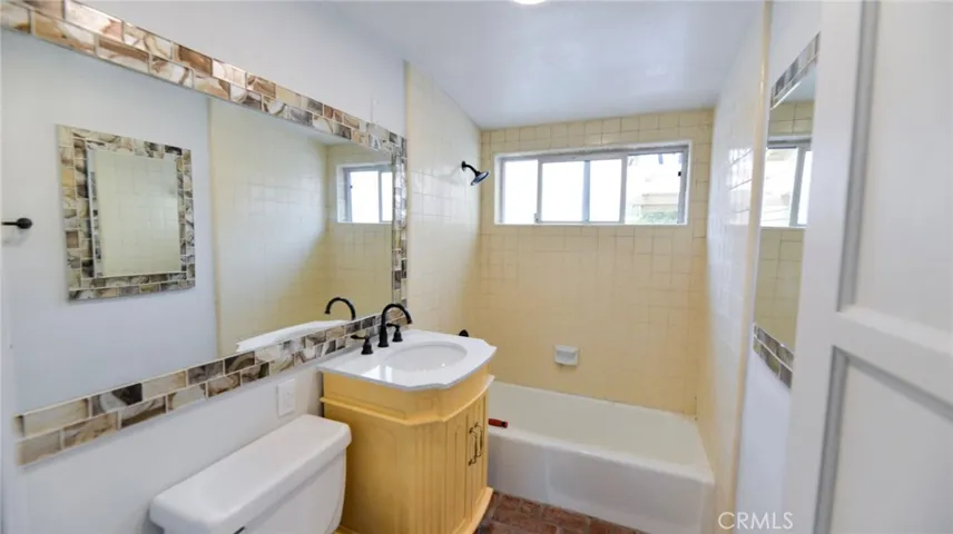 1502 Buena Vista B, San Clemente, California 92672