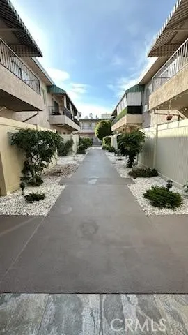 4533 Colbath Avenue 10, Sherman Oaks, California 91423