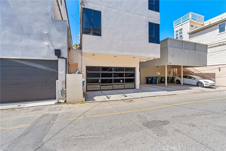 3009 Ocean Front Walk, Venice, California 90291