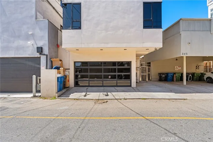 3009 Ocean Front Walk, Venice, California 90291
