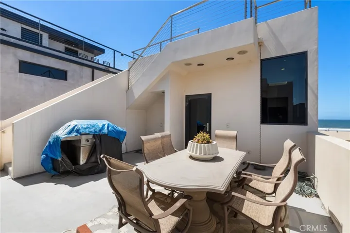 3009 Ocean Front Walk, Venice, California 90291