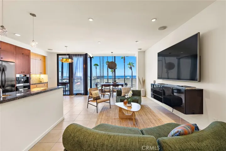 3009 Ocean Front Walk, Venice, California 90291