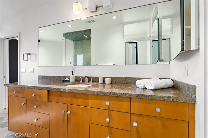 3009 Ocean Front Walk, Venice, California 90291