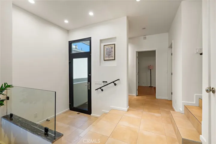 3009 Ocean Front Walk, Venice, California 90291