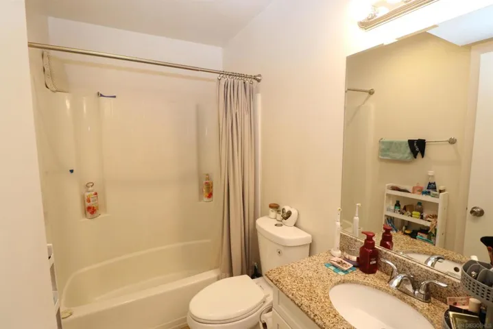 5700 Baltimore Dr 178, La Mesa, California 91942