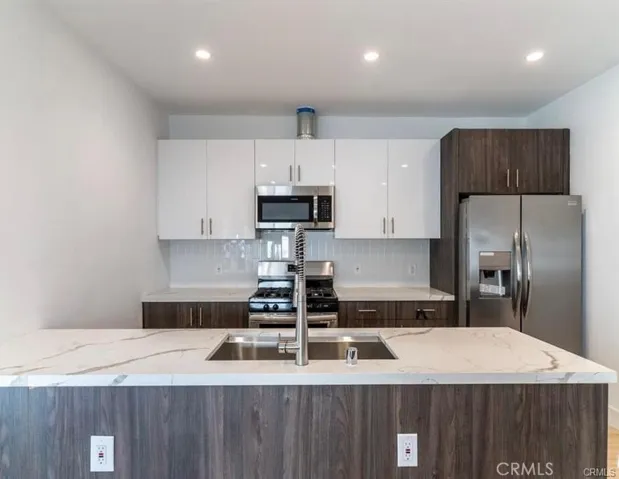 1213 W 24th, Los Angeles, California 90007