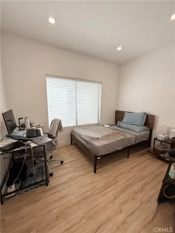 1213 W 24th, Los Angeles, California 90007