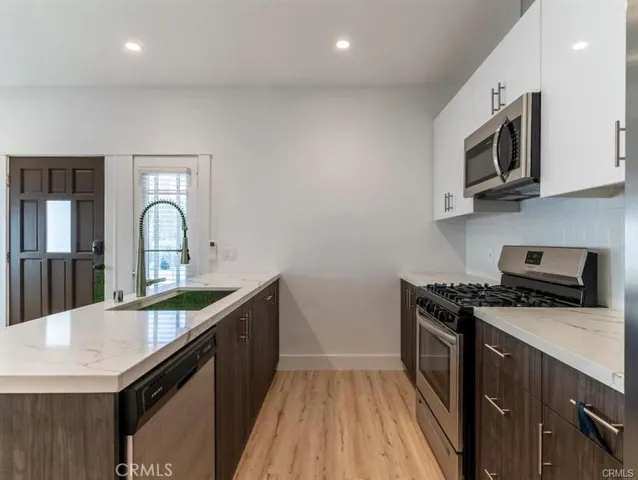 1213 W 24th, Los Angeles, California 90007