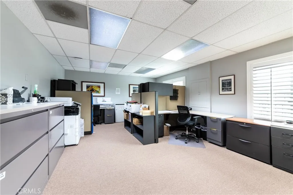 Large open area for cubicles or a conference room.
