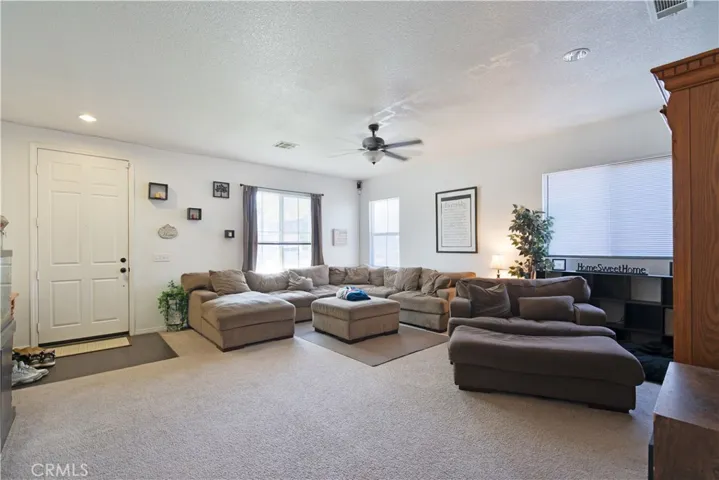 44328 Apache Plume, Lancaster, California 93536