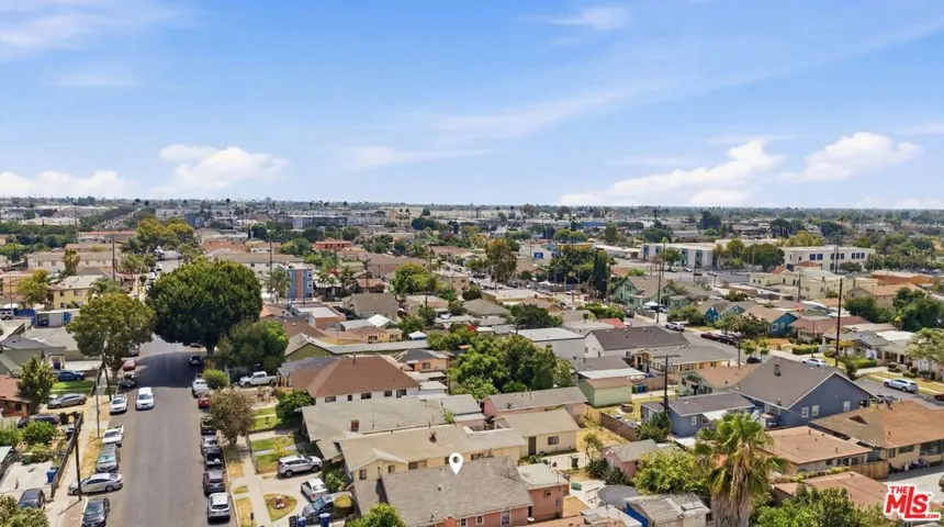 220 E 64th Street, Los Angeles, California 90003