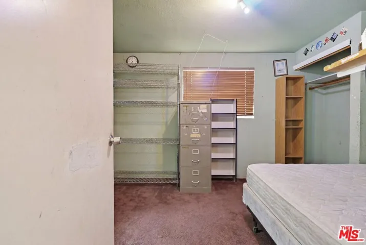 220 E 64th Street, Los Angeles, California 90003