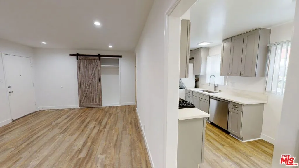 11591 Riverside Drive, North Hollywood, California 91602 — photo 5