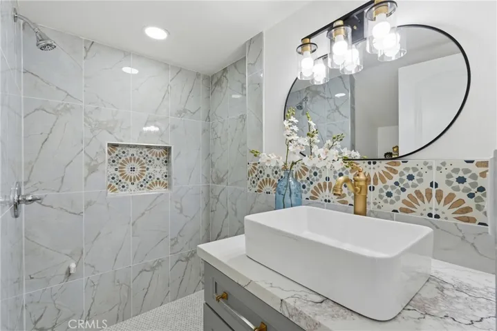Guest Bathroom #1