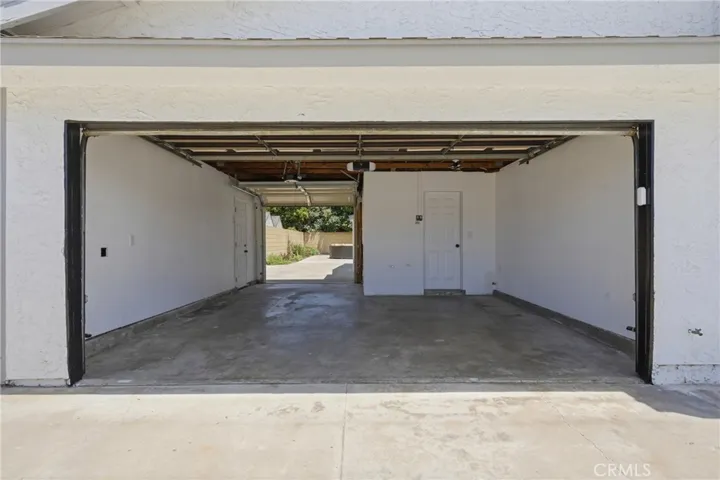 2-car Garage with drive-through door