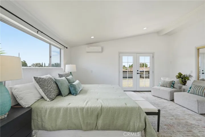 2nd Floor Master Bedroom #4