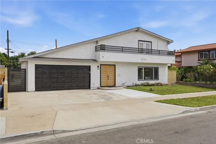 Front house with side gate