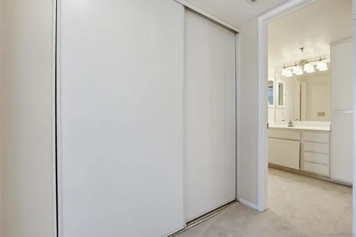 18585 Caminito Pasadero 427, San Diego, California 92128