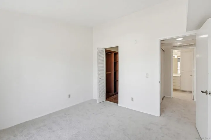 18585 Caminito Pasadero 427, San Diego, California 92128