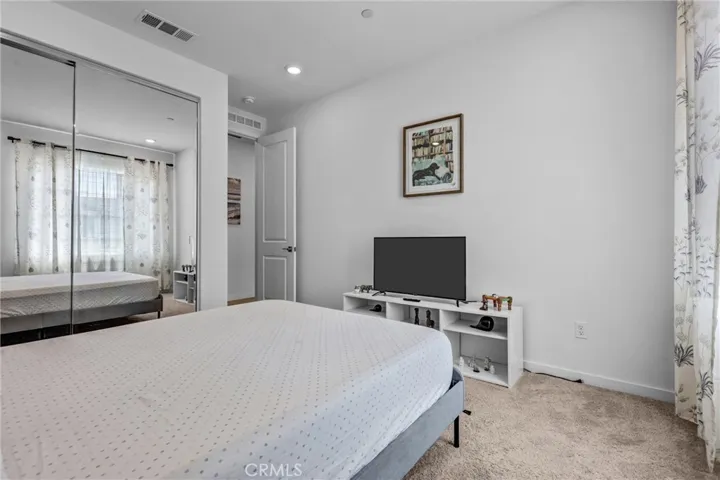 27676 Symphony, Valencia, California 91381