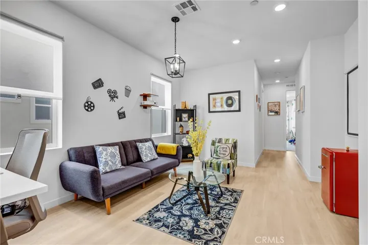 LOFT