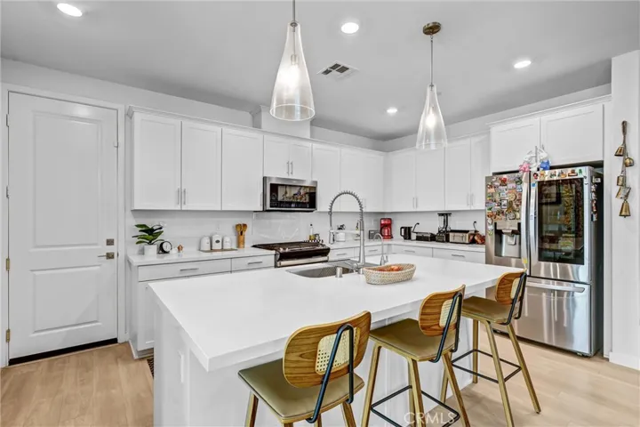27676 Symphony, Valencia, California 91381