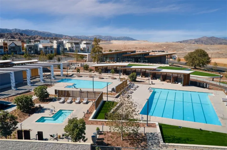 27676 Symphony, Valencia, California 91381