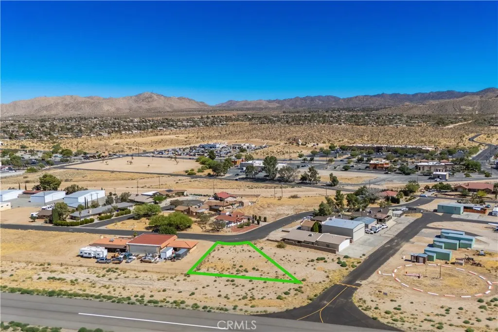 6780 Lindbergh Lane, Yucca Valley, California 92284 — photo 5