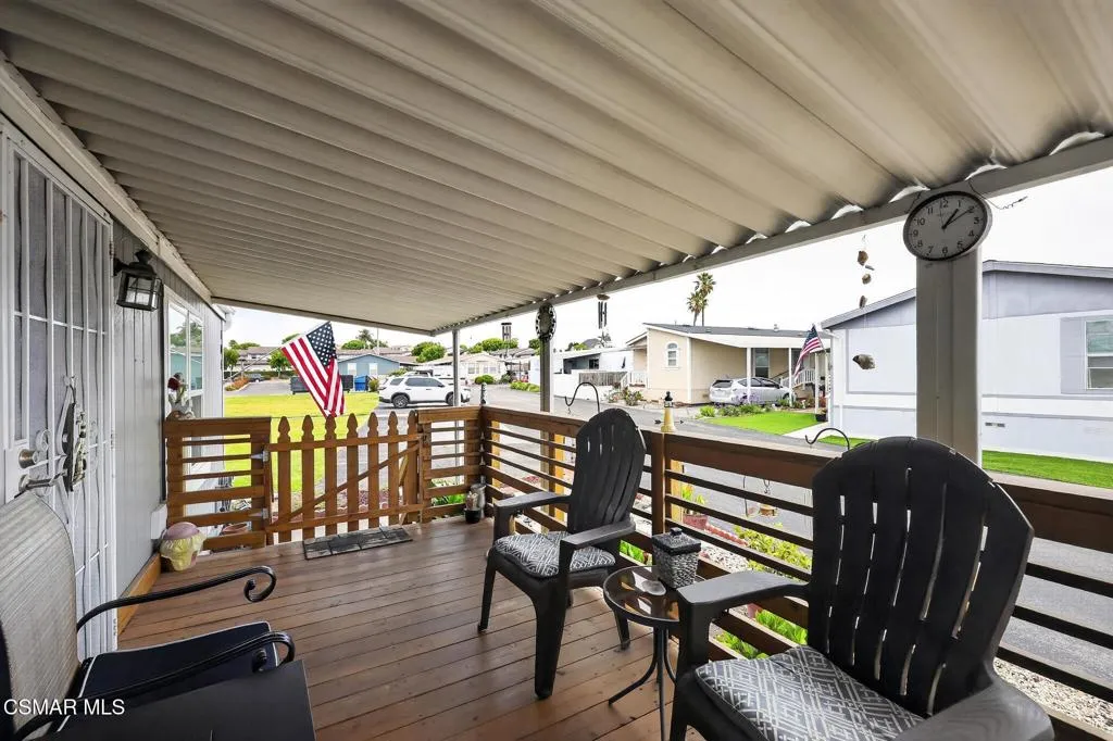 02_2400_Cienaga_St-Exterior-1409
