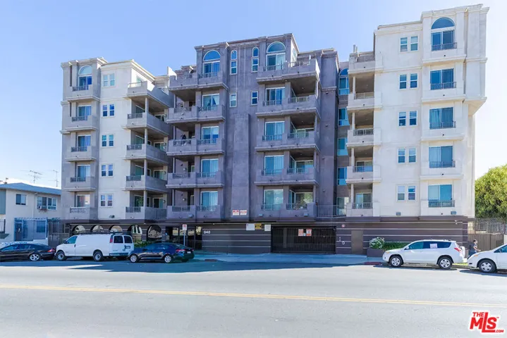 848 Irolo Street 308, Los Angeles, California 90005