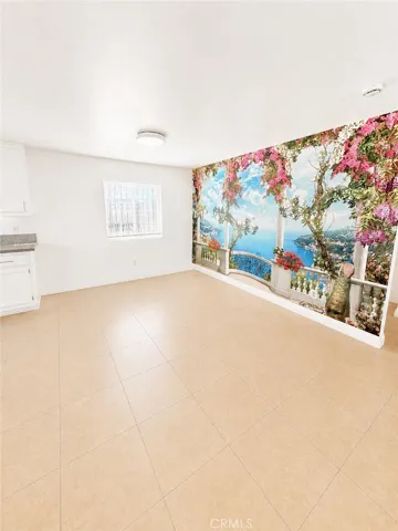 327 E Lanzit, Los Angeles, California 90061