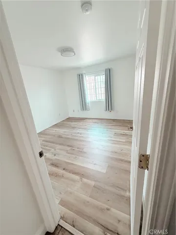 327 E Lanzit, Los Angeles, California 90061