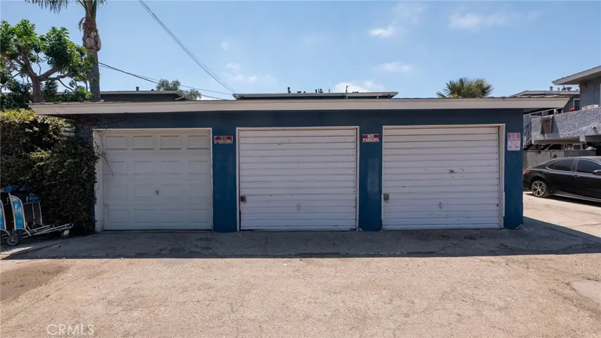 8812 8816 Ramsgate Avenue, Los Angeles, California 90045