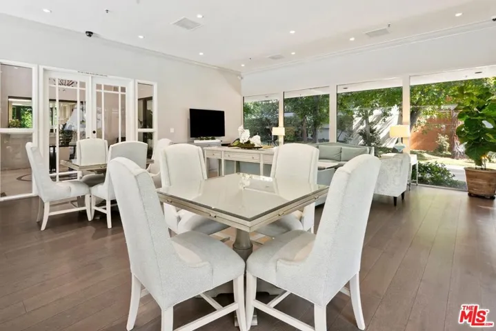 2132 Century Park Lane 303, Los Angeles, California 90067