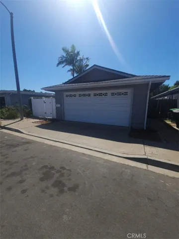 1111 Valley, Costa Mesa, California 92627