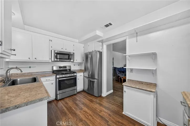 29078 Bradley Road, Menifee, California 92586