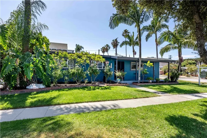 2741 Marber Avenue, Long Beach, California 90815