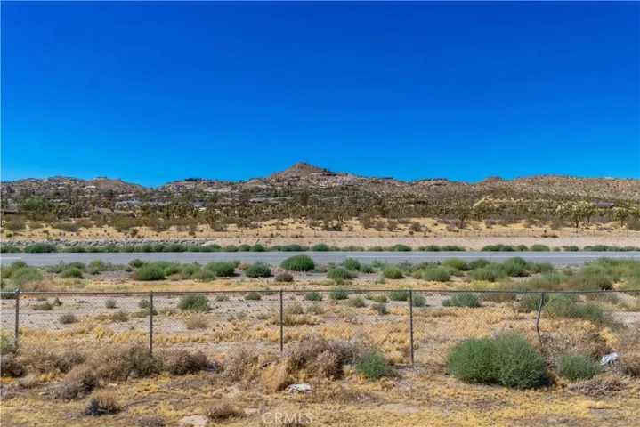 6770 Lindbergh Lane, Yucca Valley, California 92284