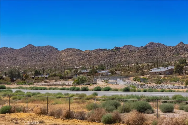 6770 Lindbergh Lane, Yucca Valley, California 92284