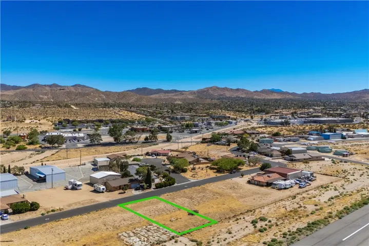 6770 Lindbergh Lane, Yucca Valley, California 92284