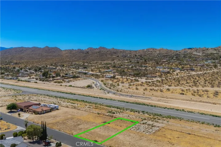 6770 Lindbergh Lane, Yucca Valley, California 92284